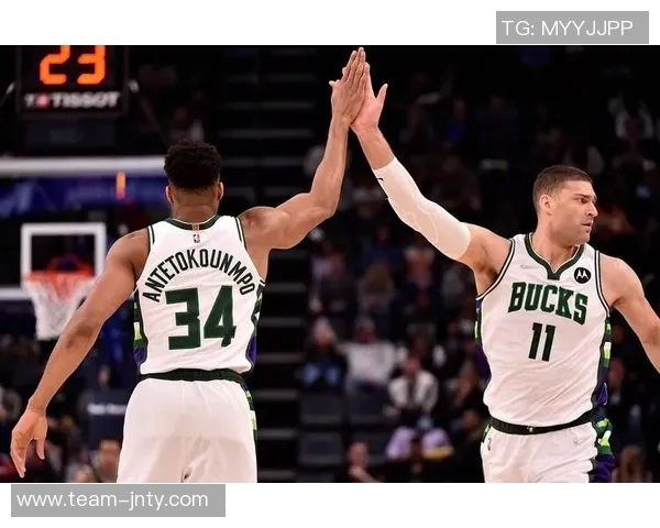 雄鹿面临挑战里弗斯强调冷静应对不急于调整阵容