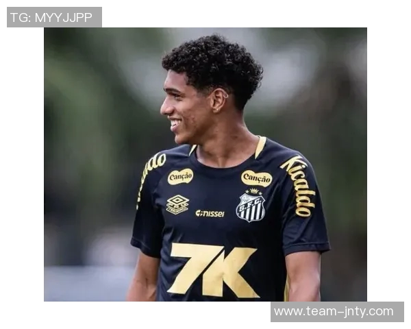 桑托斯19岁左后卫索萨与热刺达成全面协议转会即将完成