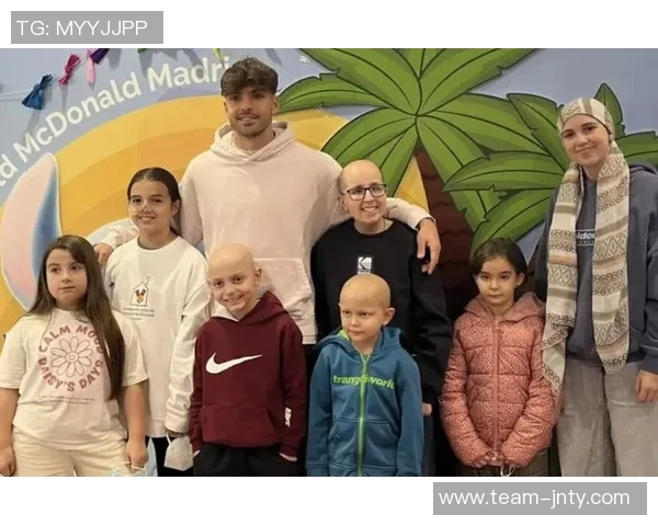 阿森西奥关爱白血病儿童亲自探访并捐赠厨房用品助力慈善事业